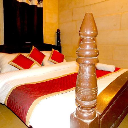 Hotel Fotiya Jaisalmer Bagian luar foto