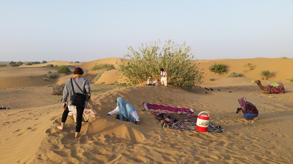 Hotel Fotiya Jaisalmer Bagian luar foto
