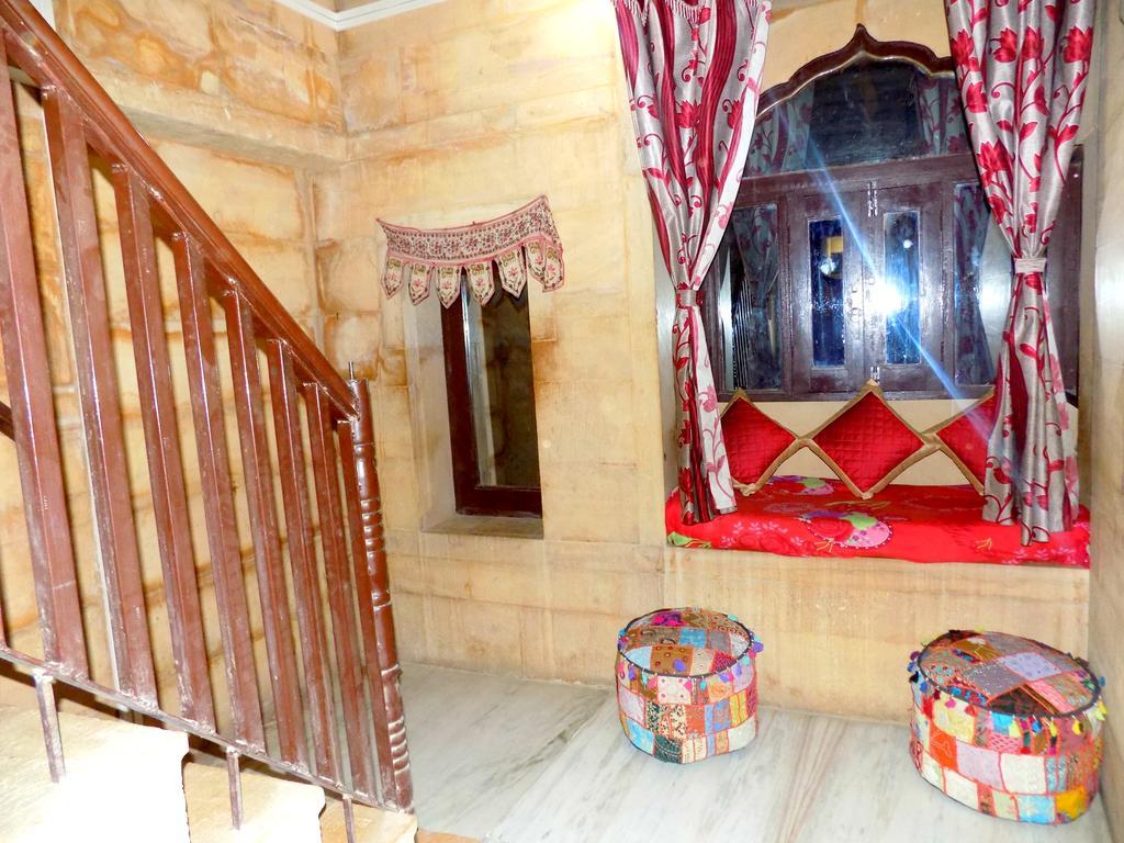 Hotel Fotiya Jaisalmer Bagian luar foto