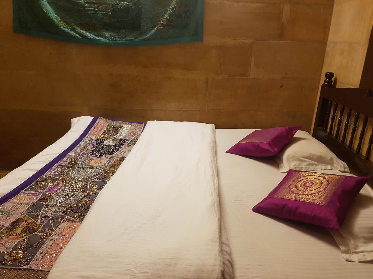 Hotel Fotiya Jaisalmer Bagian luar foto